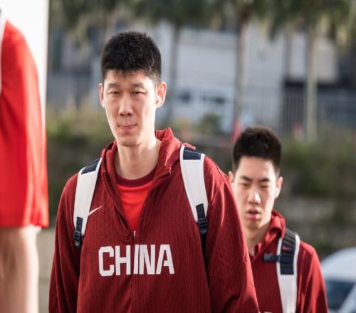 纽卡斯尔雄,鹰与麦克阿,瑟战队激战,韦德体育平台,韦德体育官方网站,韦德体育登录入口,韦德体育app下载